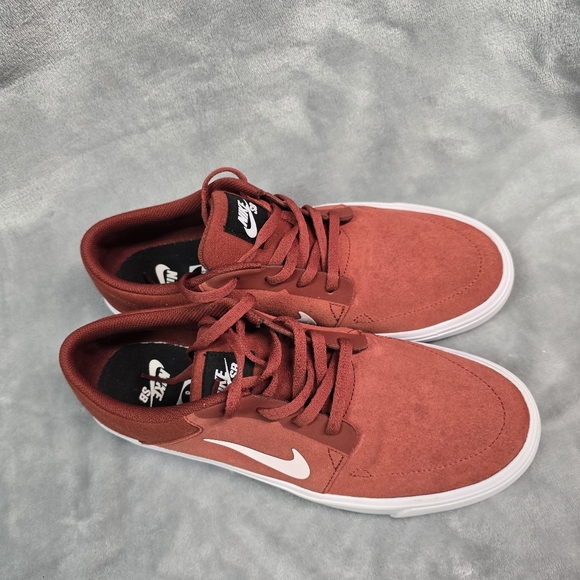 Nike SB Portmore Men's Size 8 Red Leisure Shoes 725027-602 - Picture 2 of 8